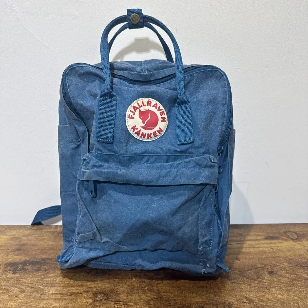 Fjallraven Kanken Classic Backpack 23510 Sweden Canvas 16L - Blue Turquoise Read
